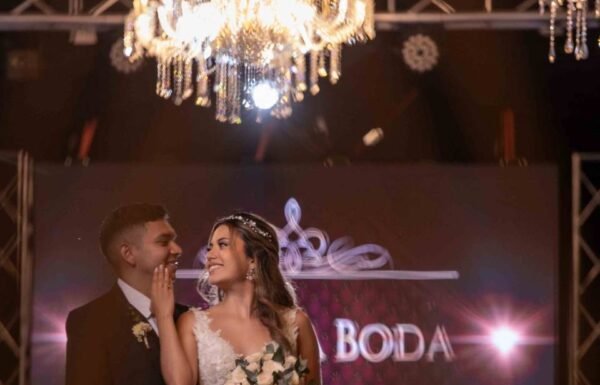 Hacienda Versalles by Carlos y Paola