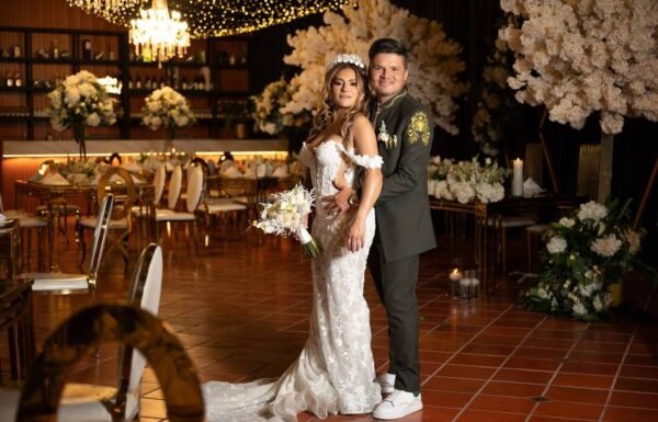 Hacienda Versalles by Carlos y Paola