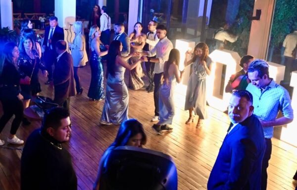 Valle Arriba Centro de Eventos