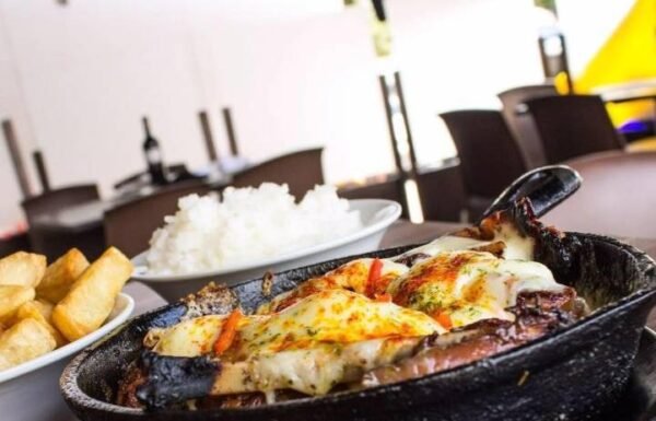 La Punta del Este Grill