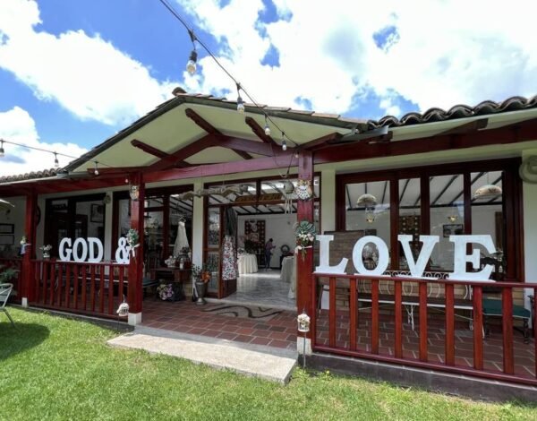 Caseteja Salón Campestre