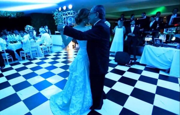 Son Clase La Marca Musical de los Matrimonios