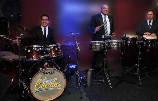 Orquesta Son del Caribe