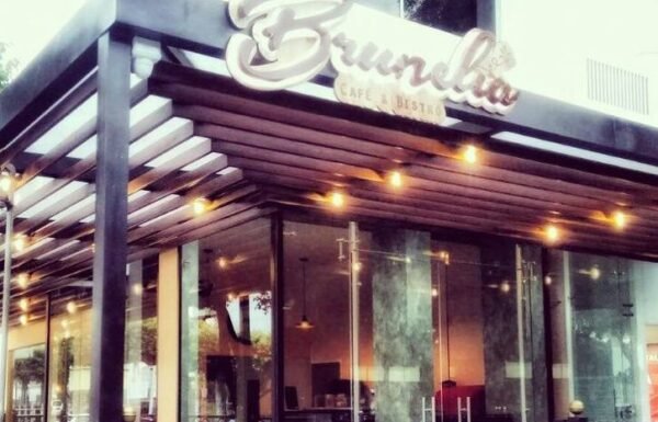 Brunelia Café & Bistró