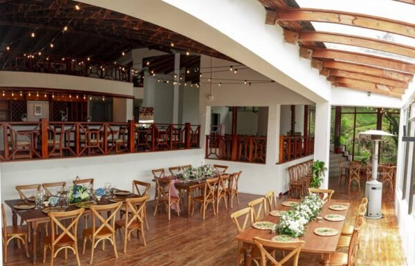 Valle Arriba Centro de Eventos